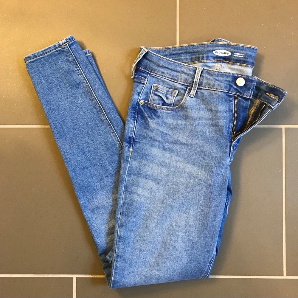 Old Navy Mid Rise Rockstar Super Skinny Jeans